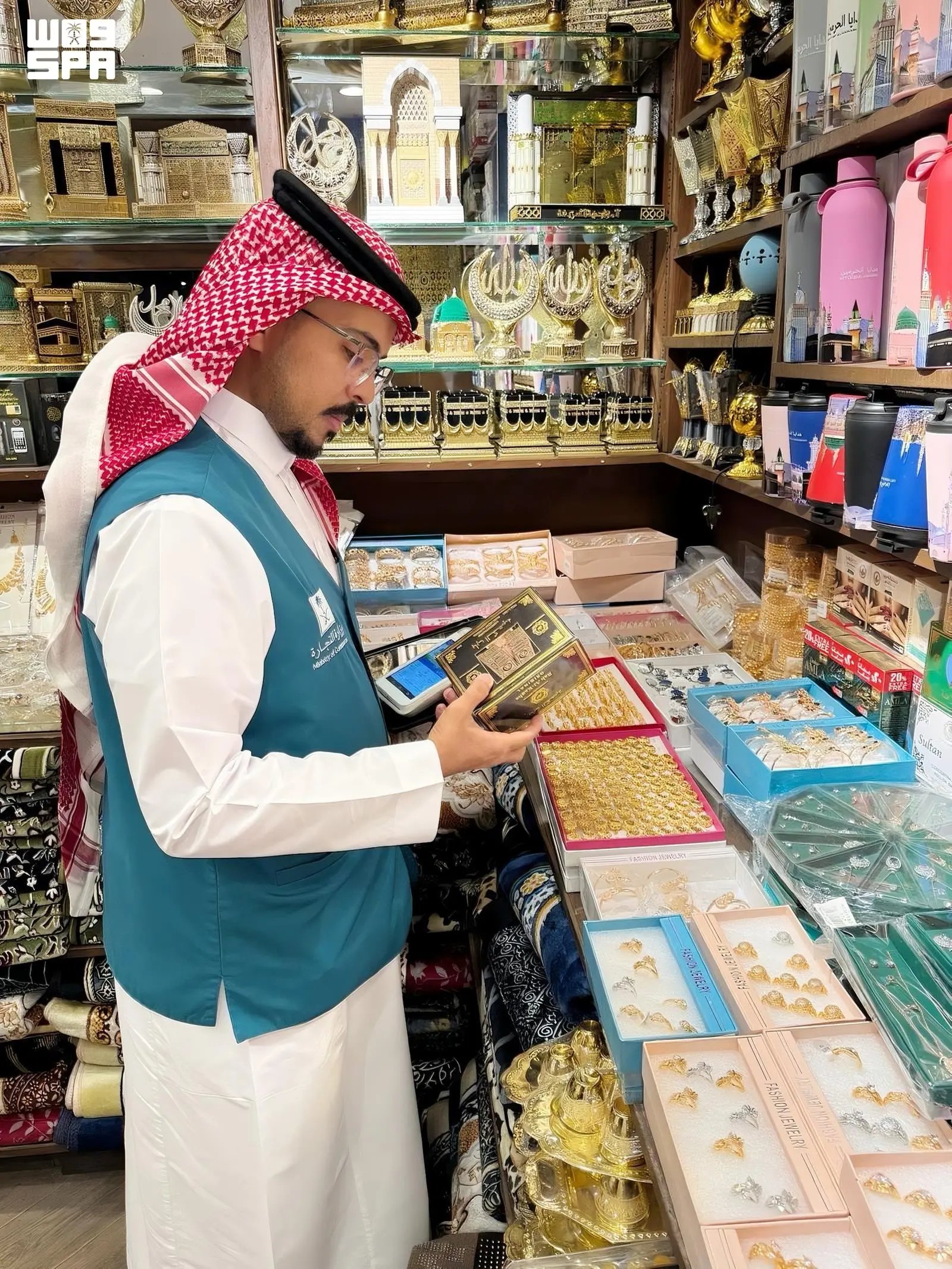 صورة من الألبوم