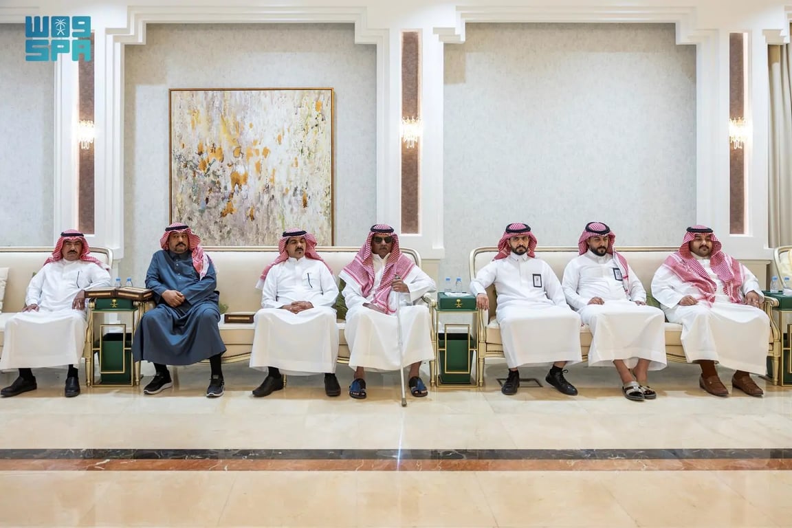 صورة من الألبوم