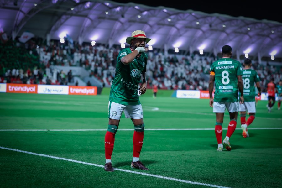 صورة من الألبوم