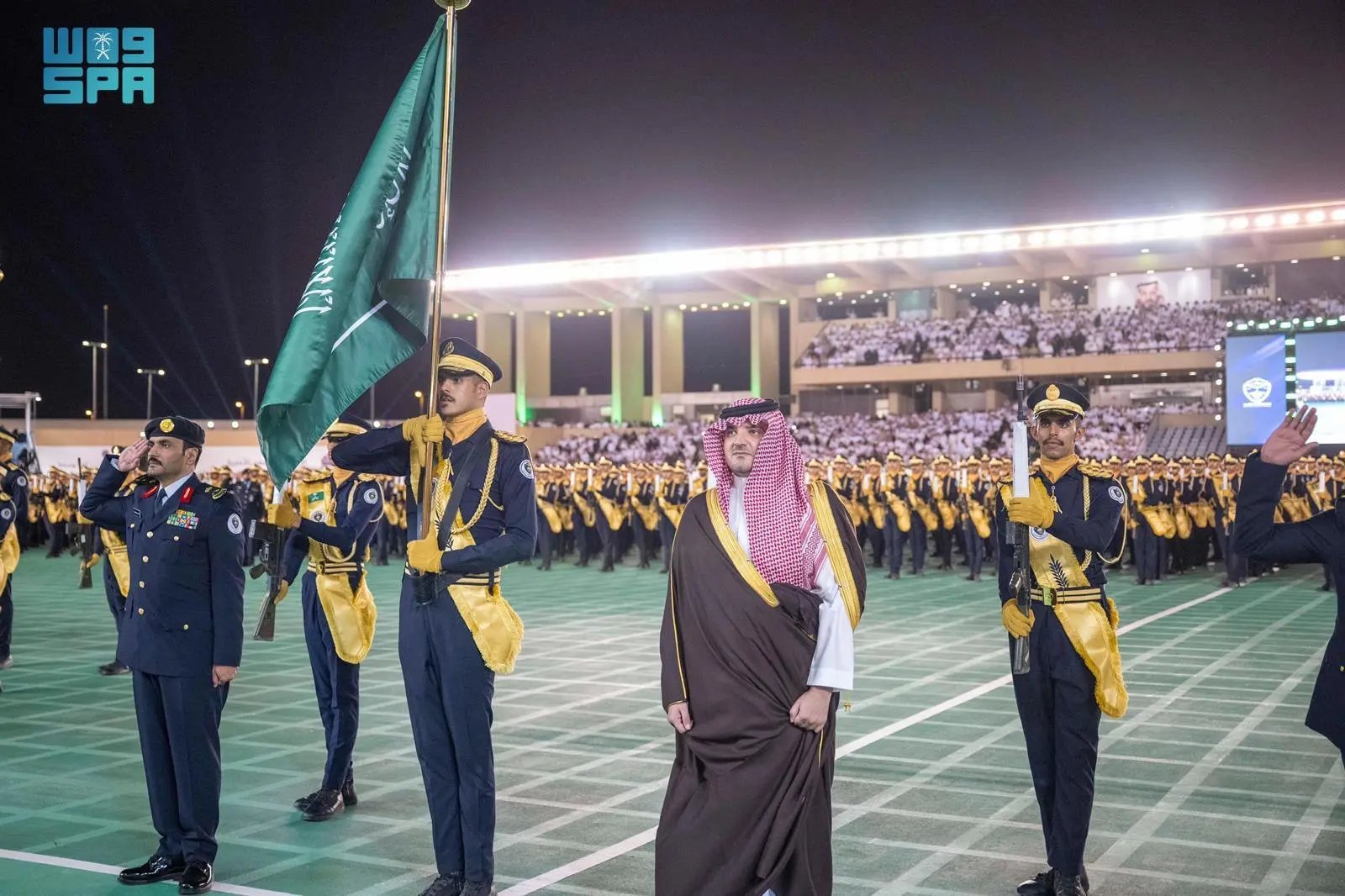 صورة من الألبوم