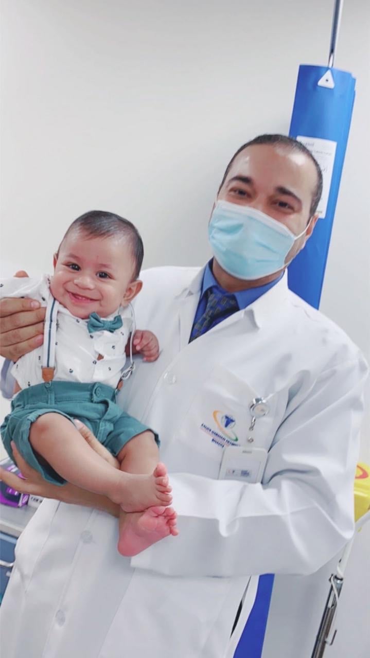 ?نقاذ طفل يعاني انسدادًا معويًا