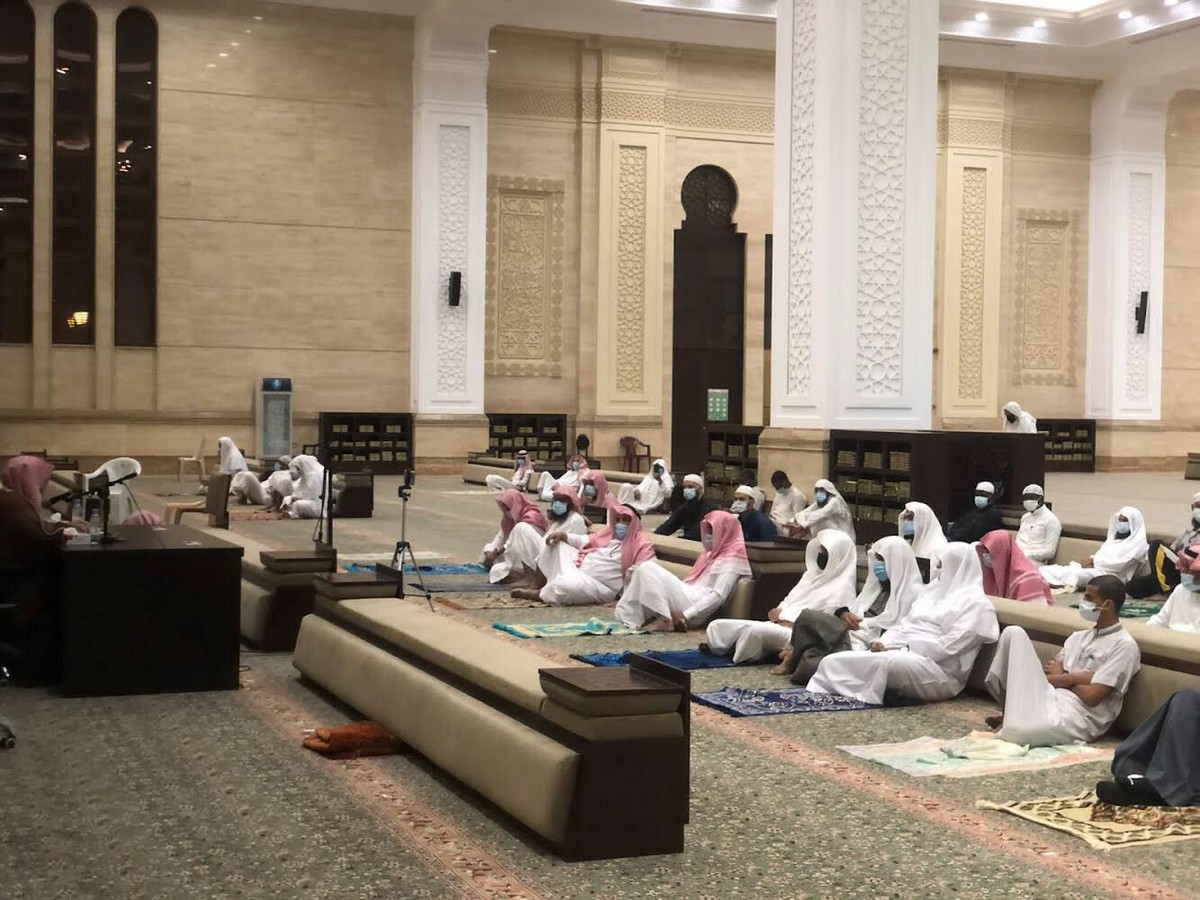 ?لمدخلي يفتتح الدورة العلمية بمحاضرة
