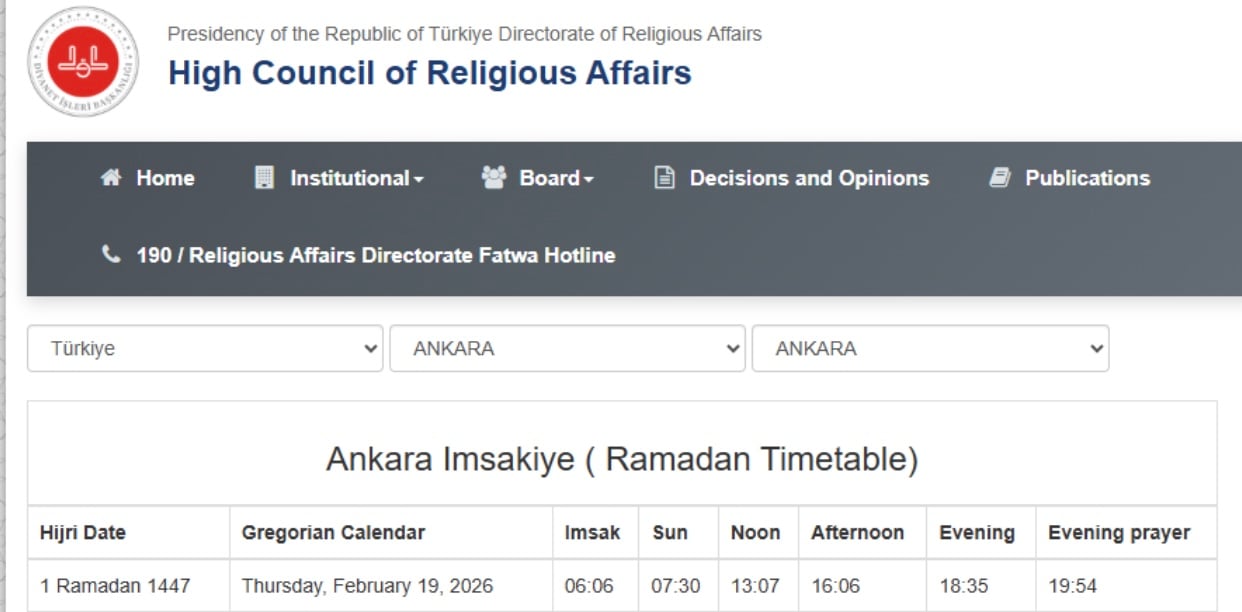 3 دول تعلن الخميس 19 فبراير غرة رمضان 1447هـ. تركيا و سنغافورة حدّدتا الخميس 19 فبراير بداية رمضان وفق الحسابات الفلكية الرسمية. تعذّر رؤية الهلال يوم 17 فبراير عالميًا وفق المعايير المعتمدة. انضمّت سلطنة عُمان للدول التي تبدأ الصيام الخميس 