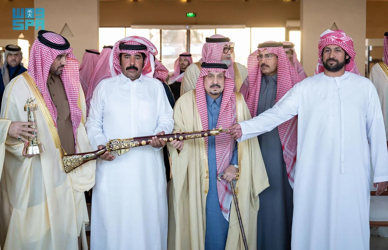 صورة من الألبوم