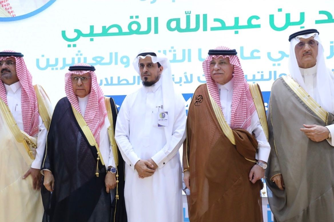 صورة من الألبوم