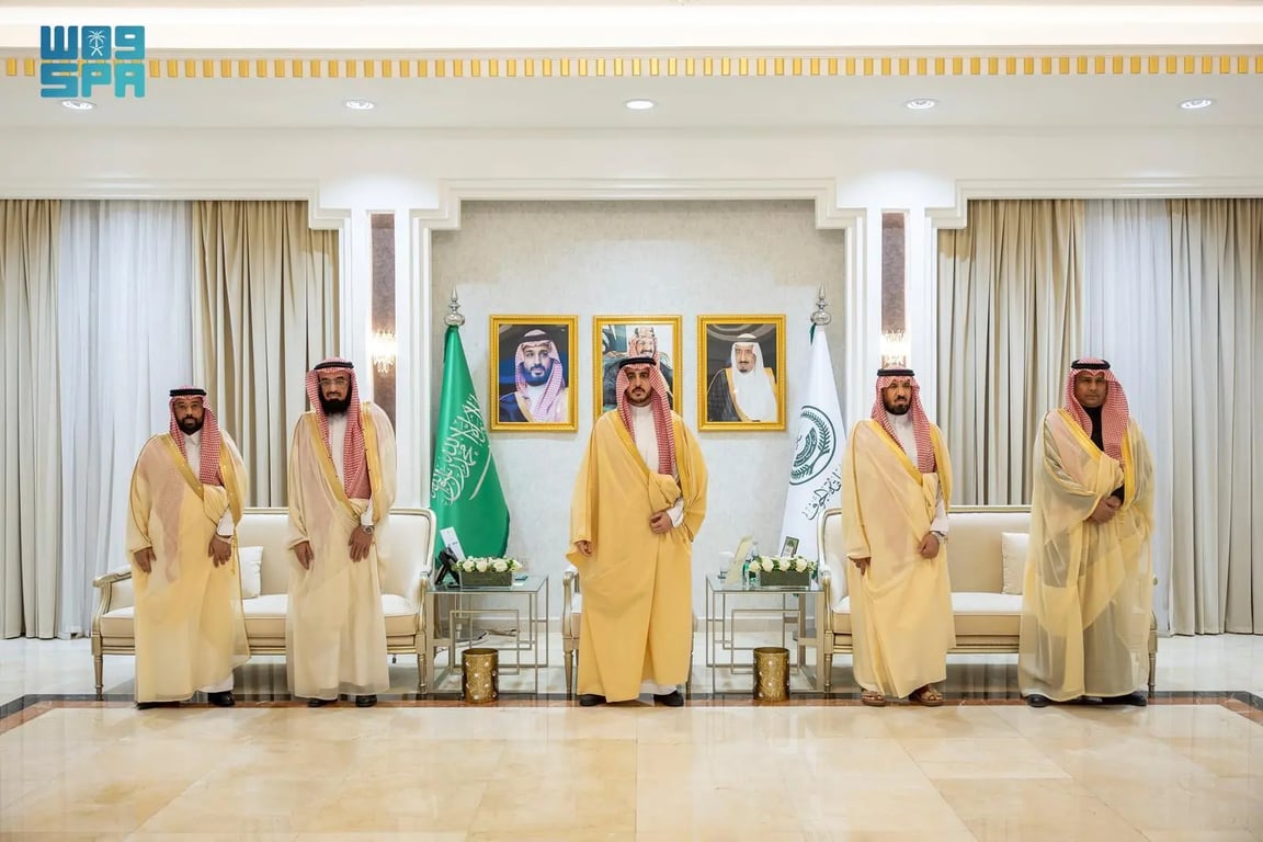 صورة من الألبوم