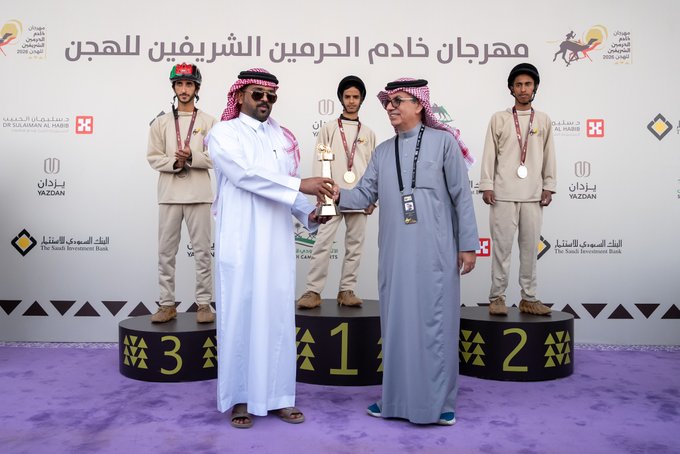 الهجانة السعوديون يتوجون بكأس مهرجان خادم الحرمين. سليمان الجهني وزياد الأرينبي يحصدان الألقاب في الجنادرية. جوائز تتجاوز 75 مليون ريال. مشاركة دولية واسعة 