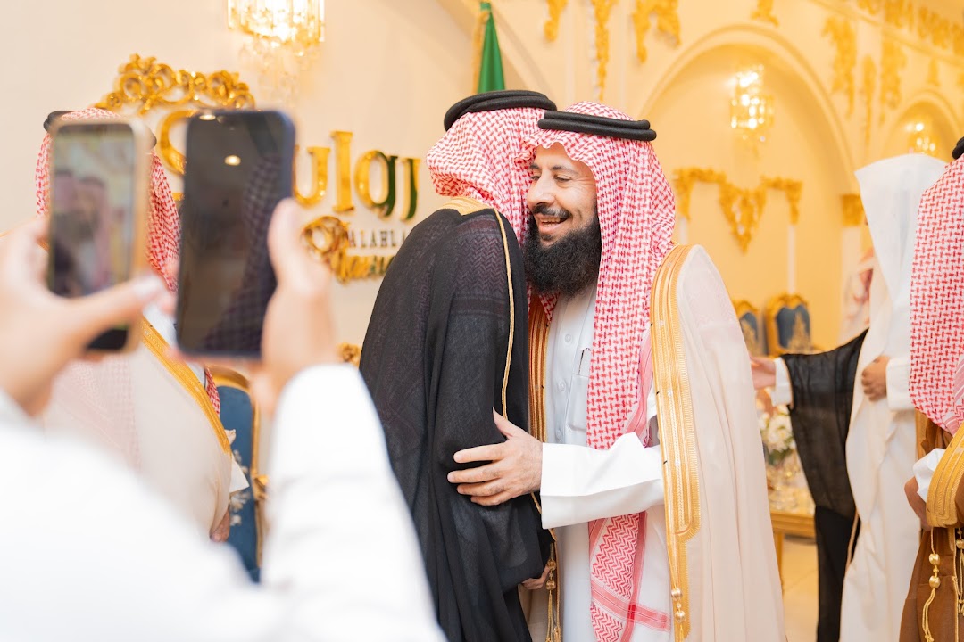 صورة من الألبوم