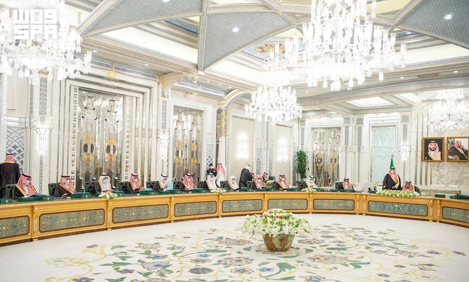 صورة من الألبوم
