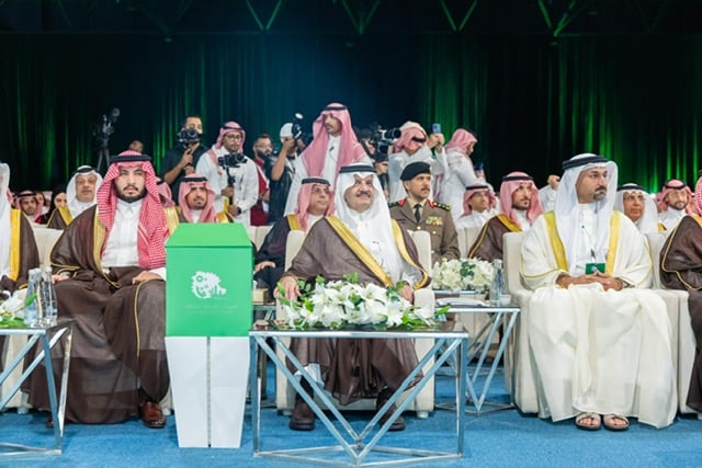 أمير الشرقية يدشّن منتدى الصناعة
