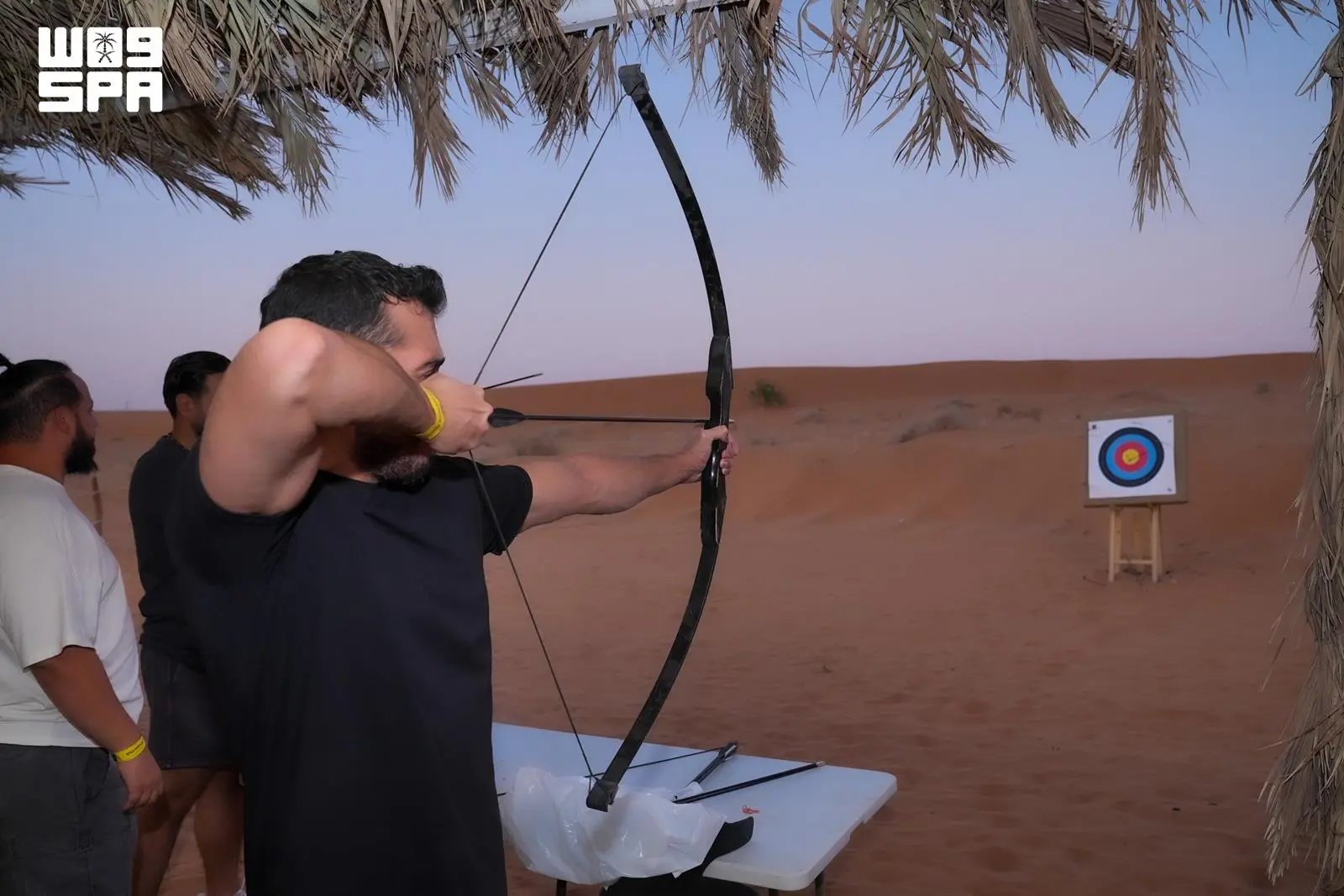 صورة من الألبوم