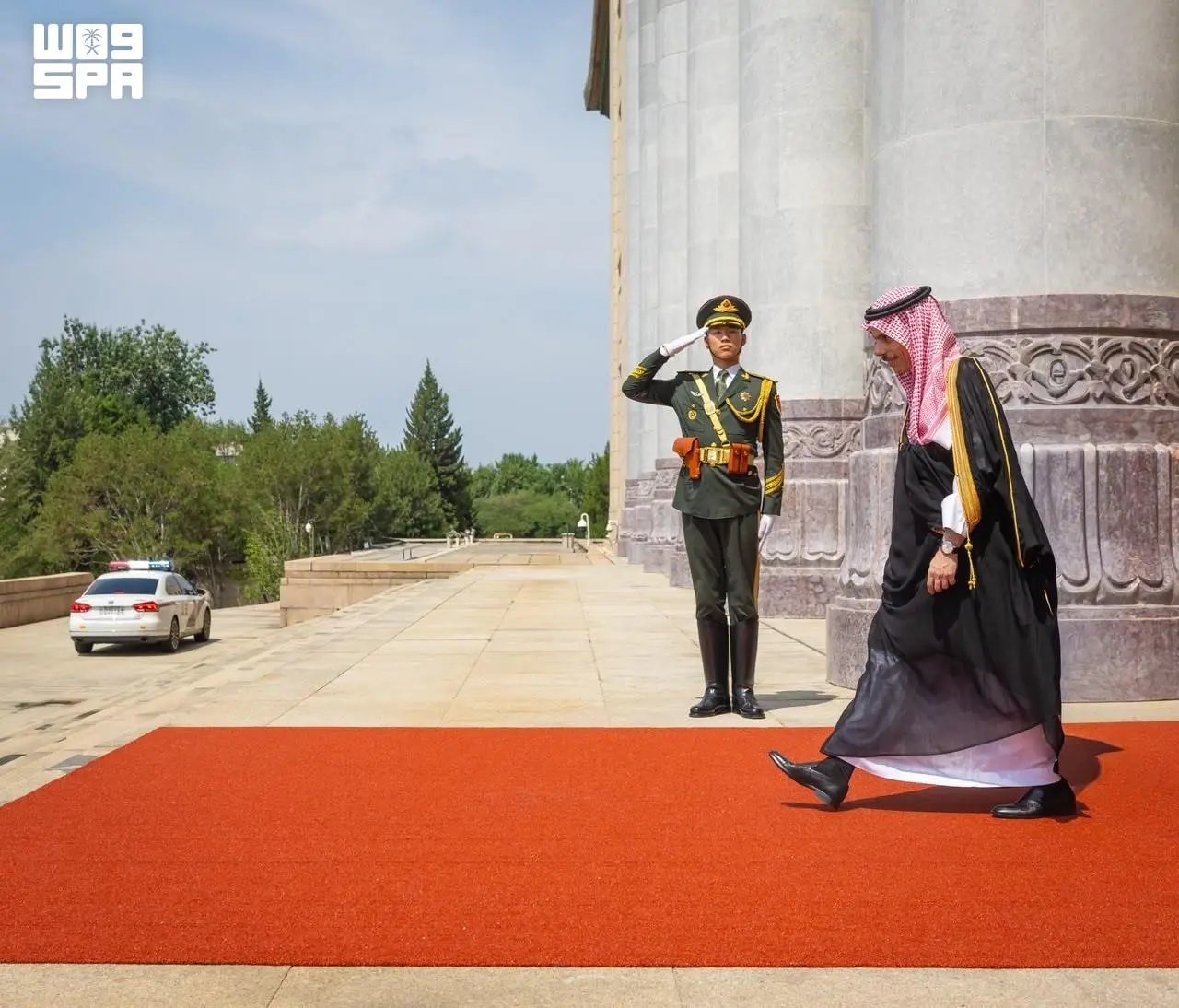 صورة من الألبوم
