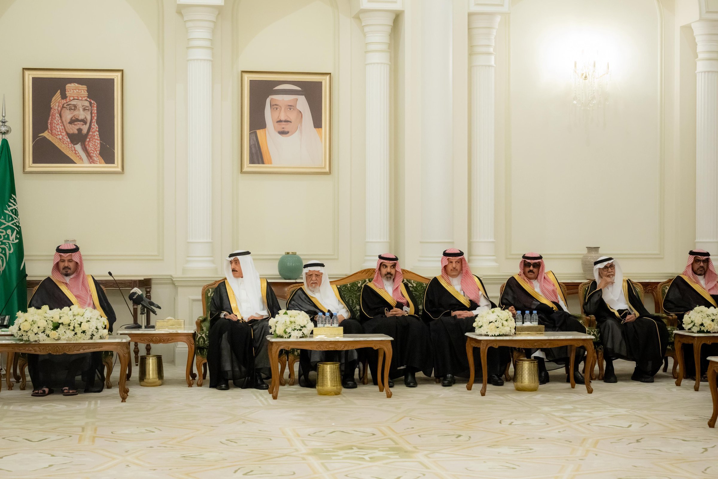 أمير المدينة المنورة يؤكد نجاح موسم حج 2023 بفضل القيادة الرشيدة - صورة 3