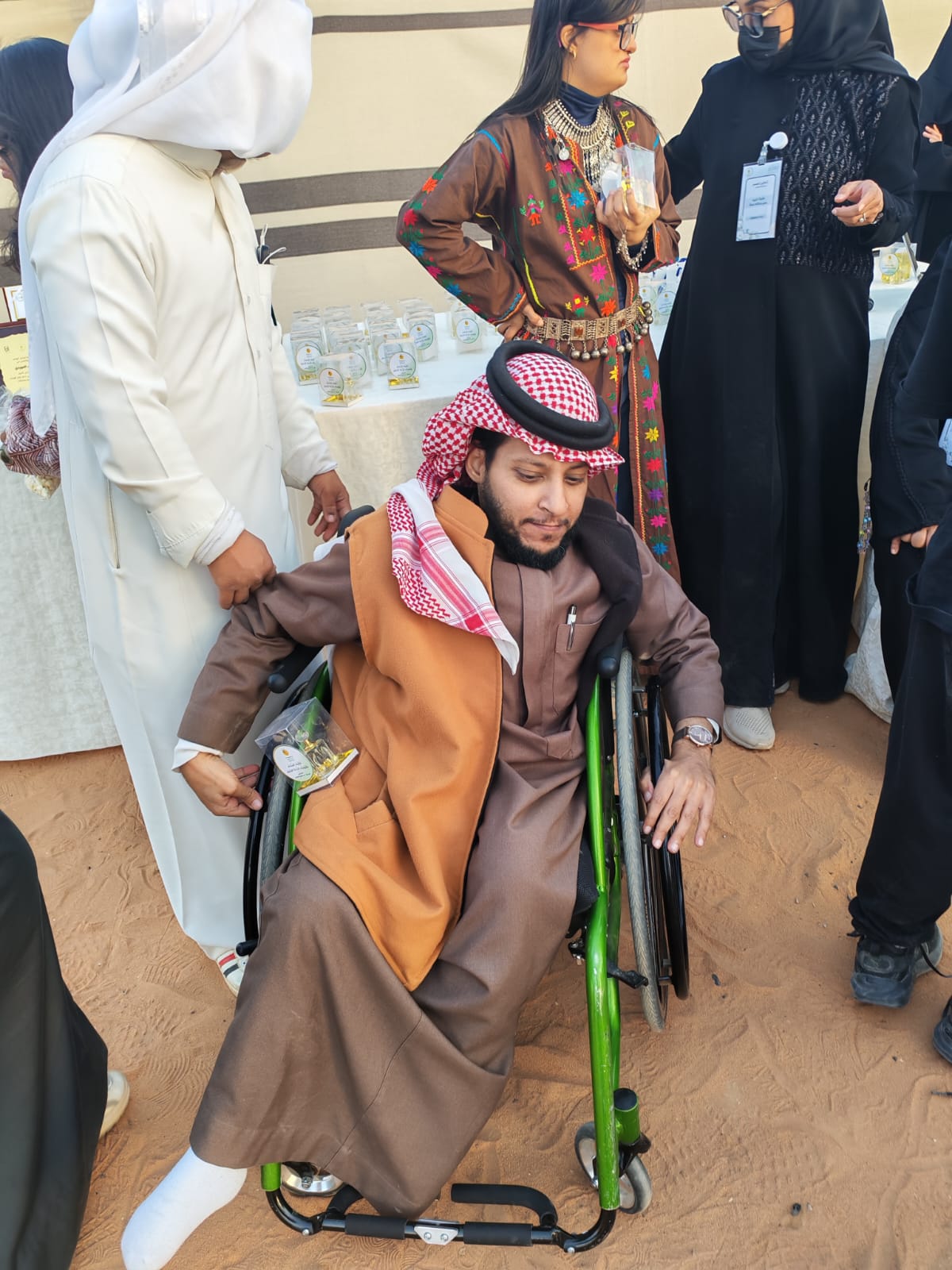 صورة من الألبوم