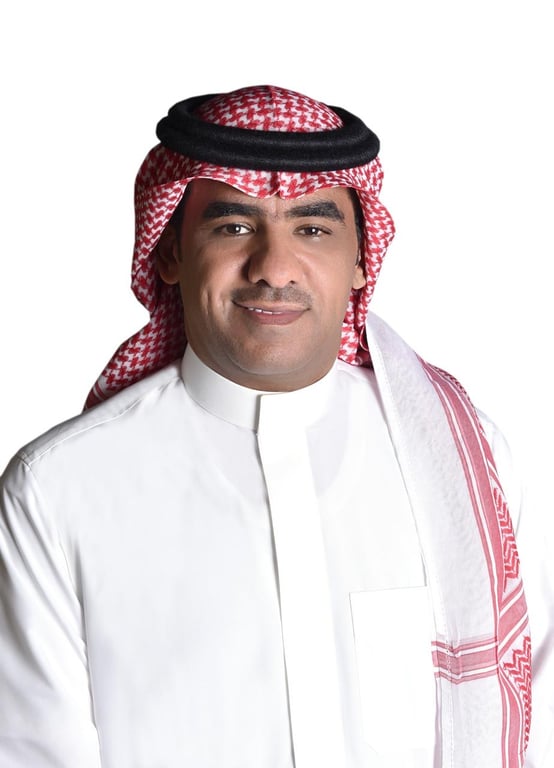 الذيابي ل "سبق": السماح باشتراك الموظف لدى أكثر من جهة يعزز استدامة التأمينات. إجمالي الاشتراك 21.5% يتحملها الموظف وصاحب العمل. العمل المرن حتى 95 ساعة شهريًا واحتساب الاشتراك. إيقاف معاش التقاعد المبكر عند العودة للعمل 