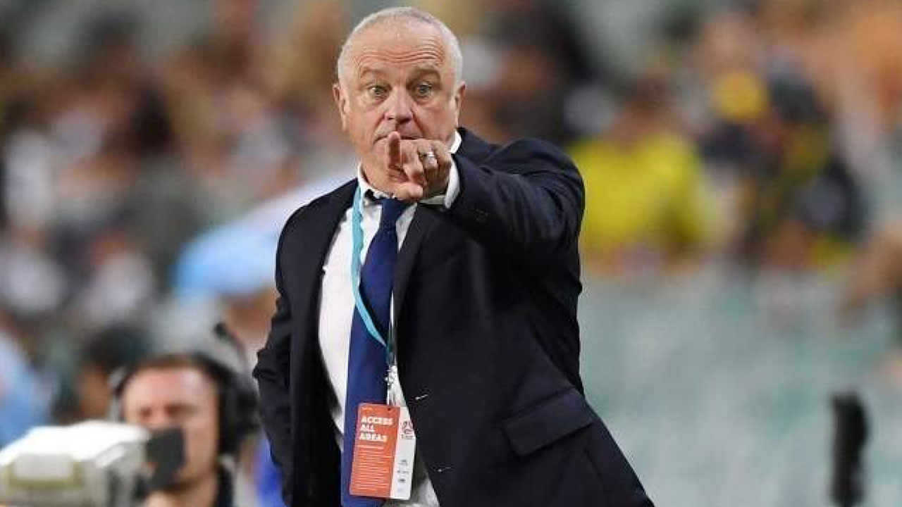 قبل مواجهة المنتخب السعودي مدرب