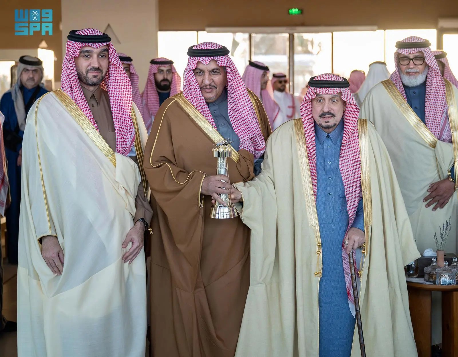 صورة من الألبوم