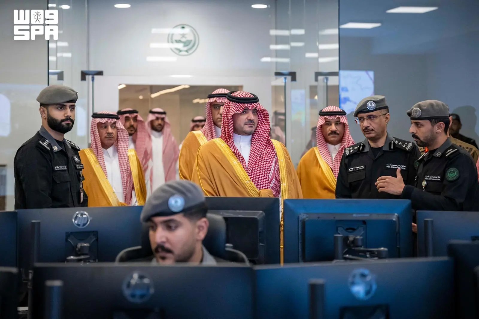 صورة من الألبوم