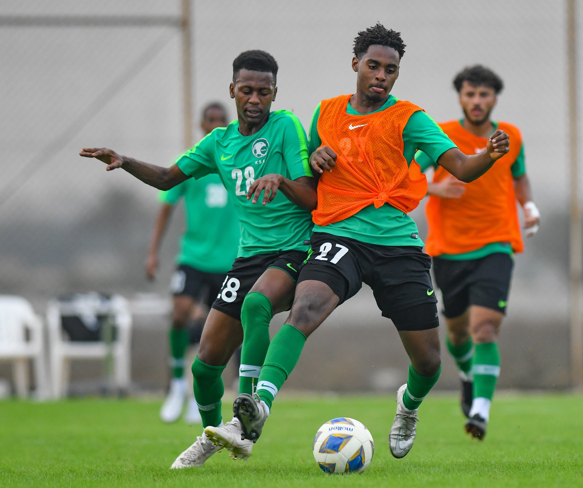 ?مشاركة لاعبًا أخضر الناشئين يدشن