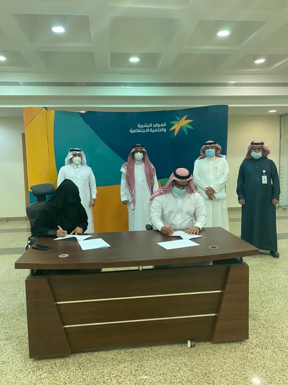 ?مان تبوك يوقع اتفاقية تدريب
