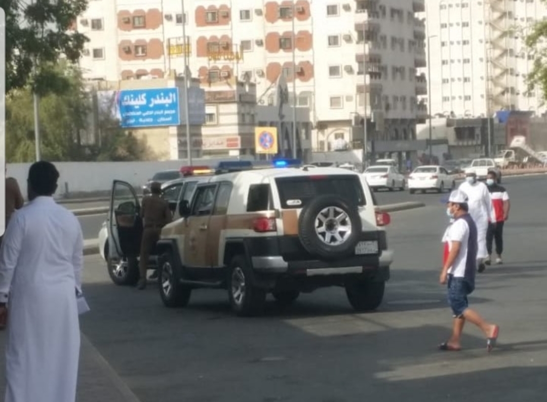 ?مشاركة أمنية.. شاهد إزالة بسطات