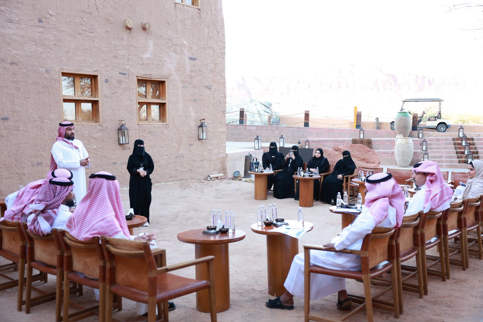 صورة من الألبوم