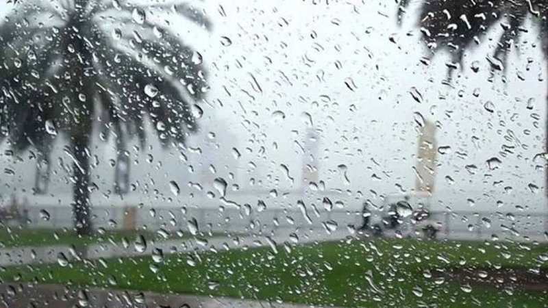 هطول أمطار متوسطة إلى غزيرة