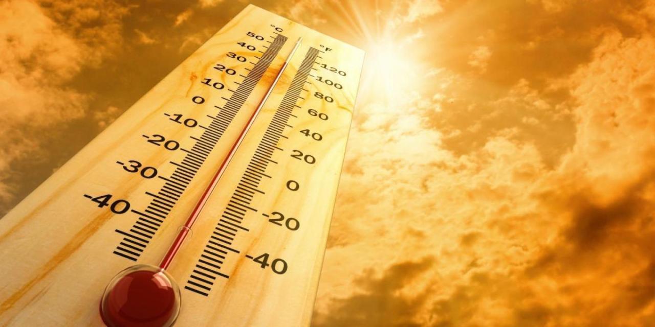 الأرصاد تحذر من حرارة شديدة في المدينة المنورة تصل إلى 47 درجة. - الطقس الحار مستمر من 21 إلى 24 يونيو 2026. - المواطنون مدعوون لاتباع التعليمات الوقائية والتحديثات الجوية 