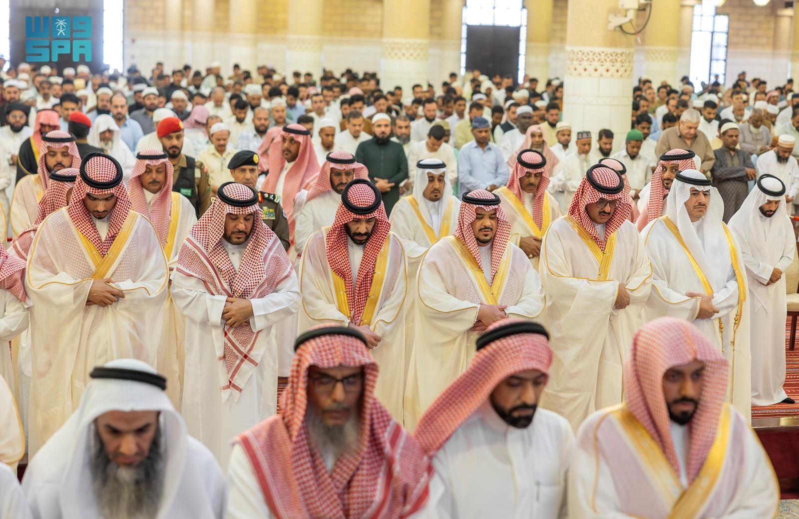صورة من الألبوم