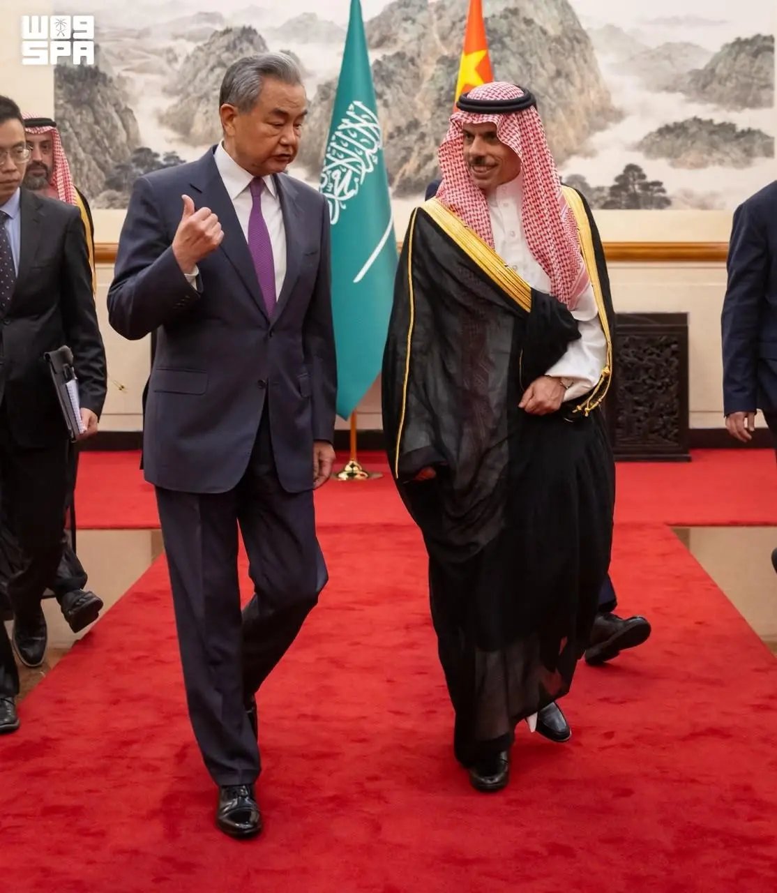صورة من الألبوم