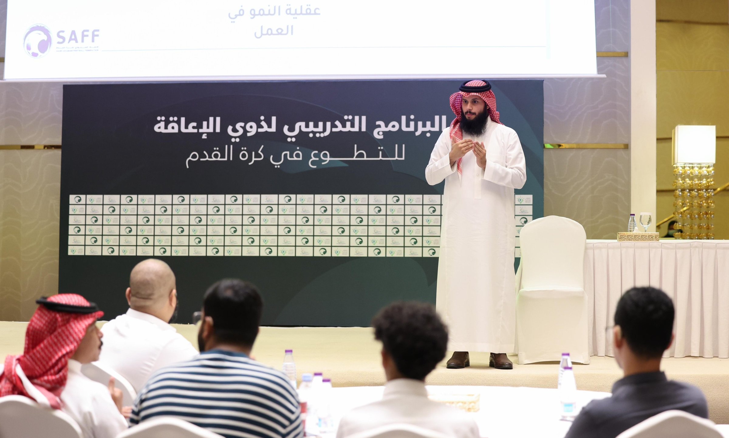 ?مشاركة شخصاً.. المسؤولية الاجتماعية تقيم
