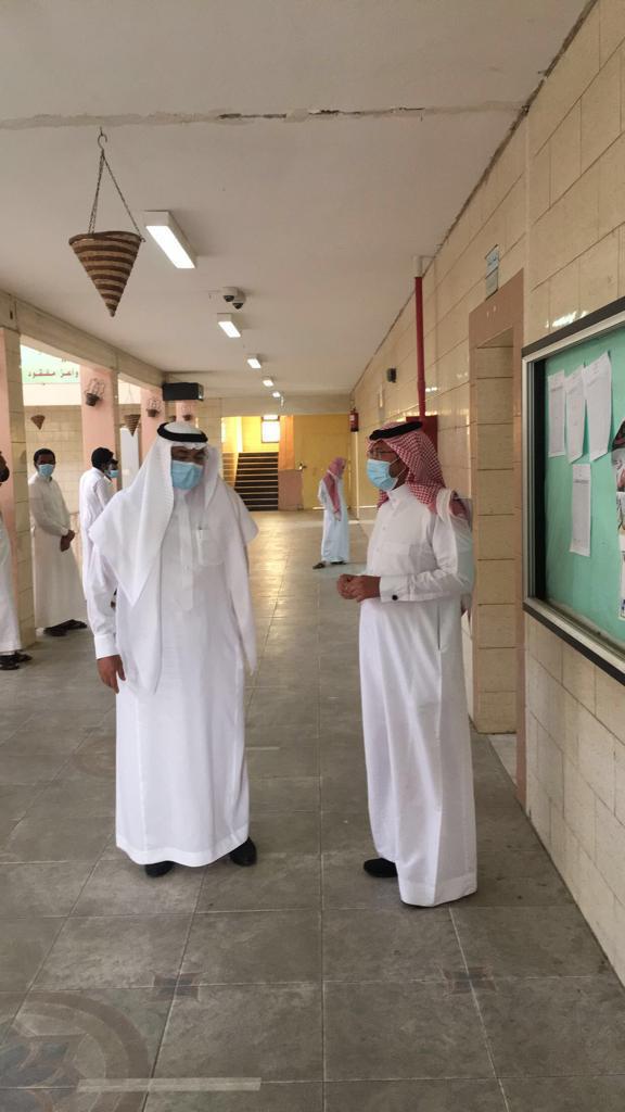 ?لزائدي يؤكد أهمية دور الأسرة