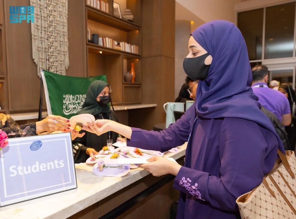 صورة من الألبوم