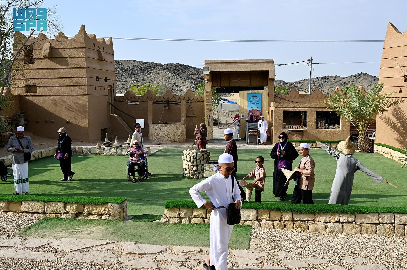 صورة من الألبوم