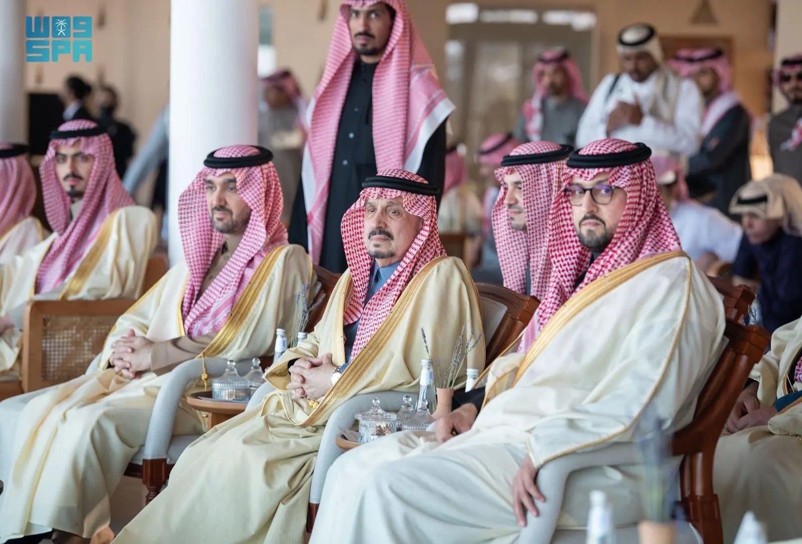 صورة من الألبوم