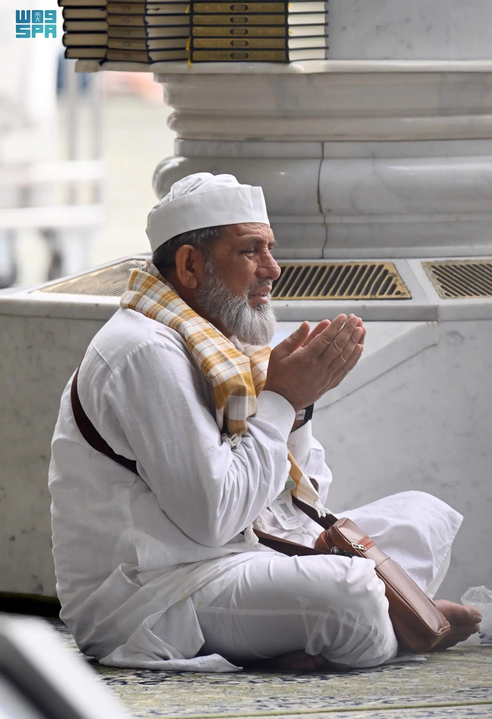 صورة من الألبوم