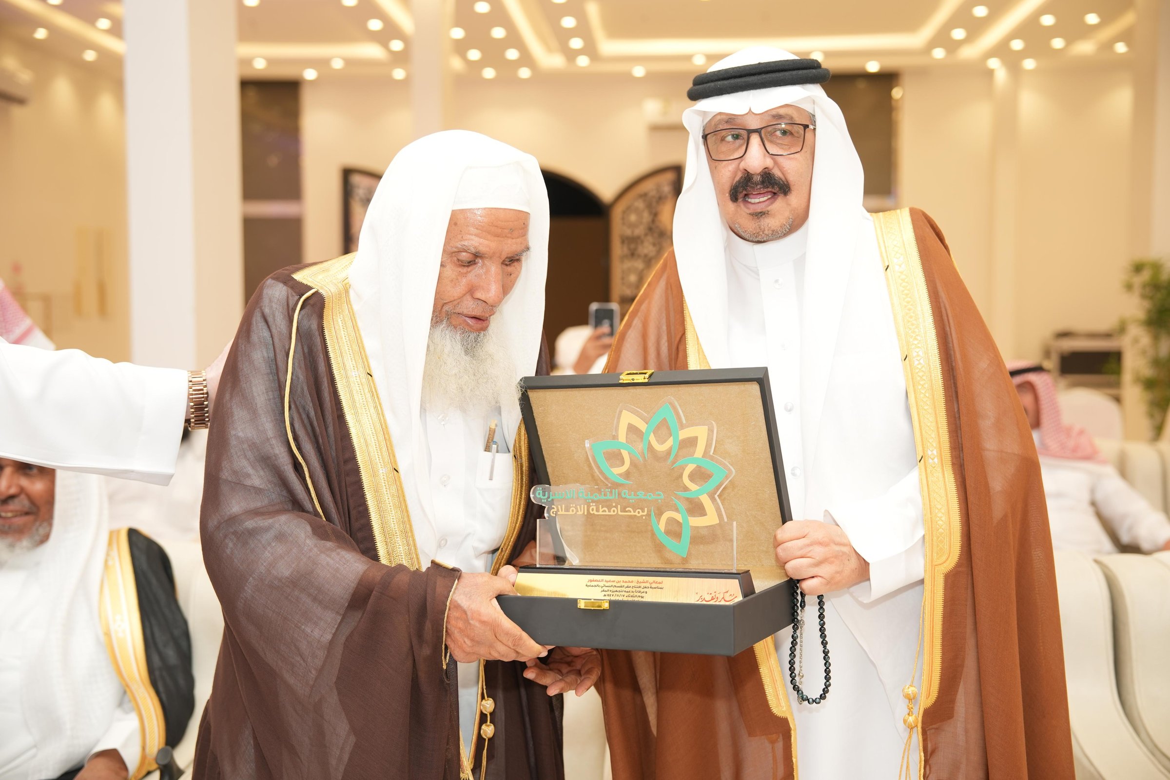 صورة من الألبوم