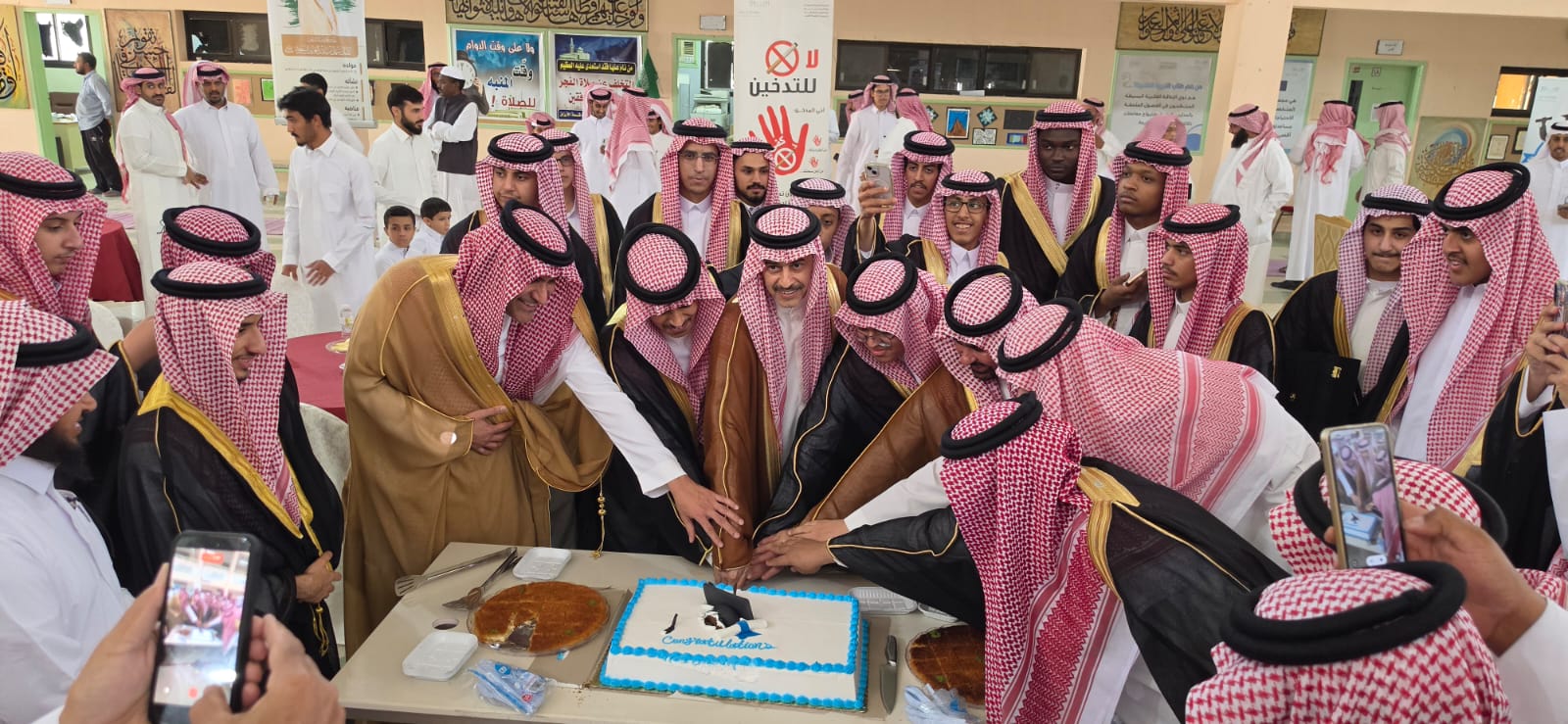 صورة من الألبوم