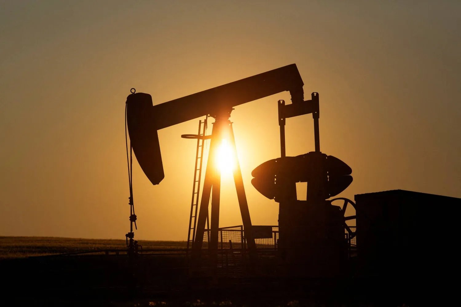 الشركة السورية للبترول تنفي دخول AXP Energy لقطاع النفط والغاز. نفي رسمي لأي اتفاقيات أو شراكات مع الشركة المذكورة في القطاع.. التأكيد على أن الإعلانات تتم عبر القنوات الرسمية فقط والدعوة لتحري الدقة 