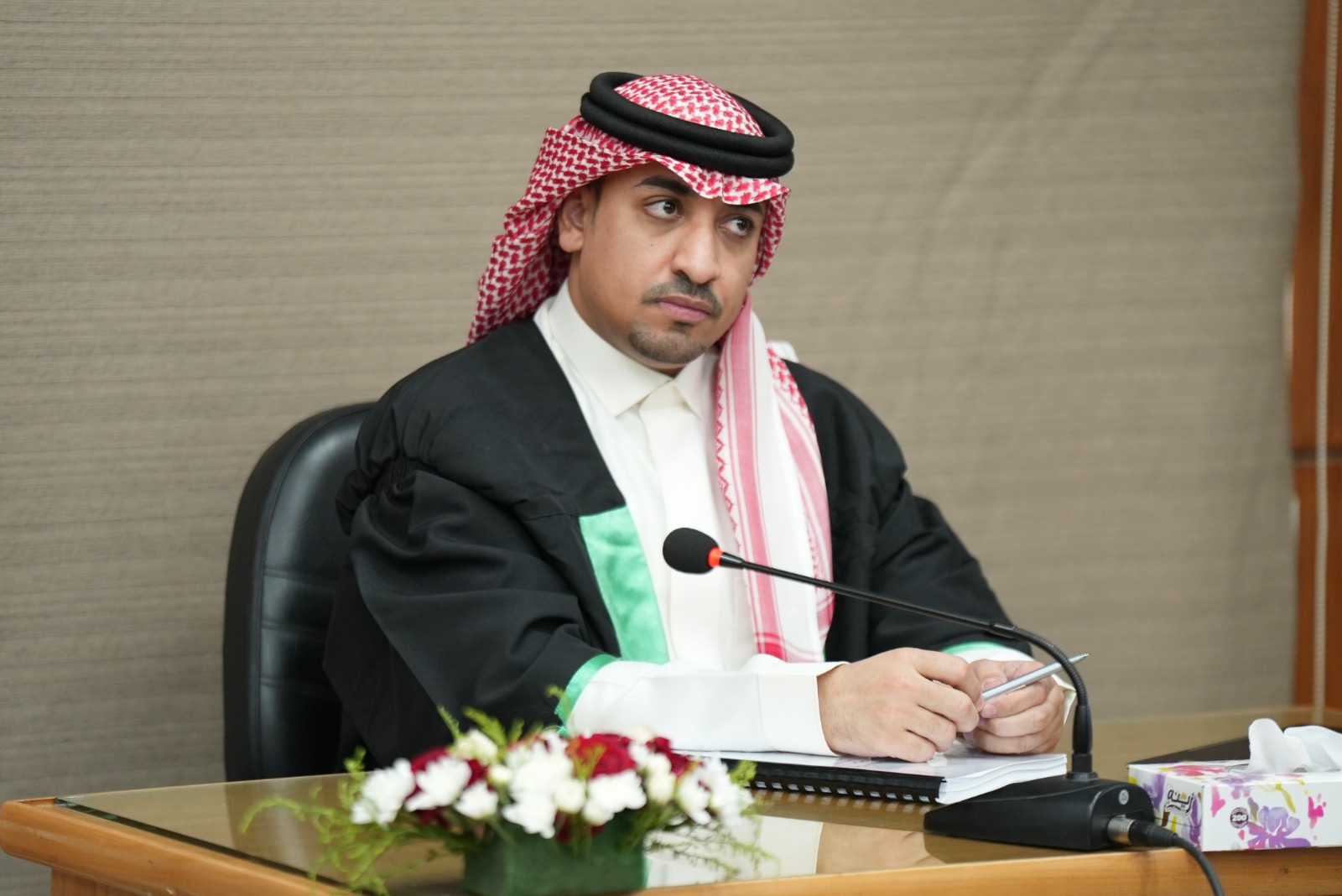 الدقاش ينال الدكتوراه بمرتبة الشرف من جامعة القاهرة في الإعلام الرقمي