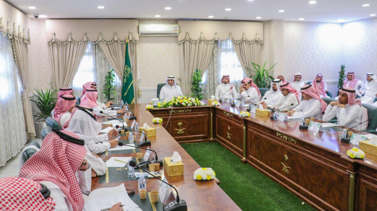?مين الطائف يستعرض مؤشرات الإنجاز
