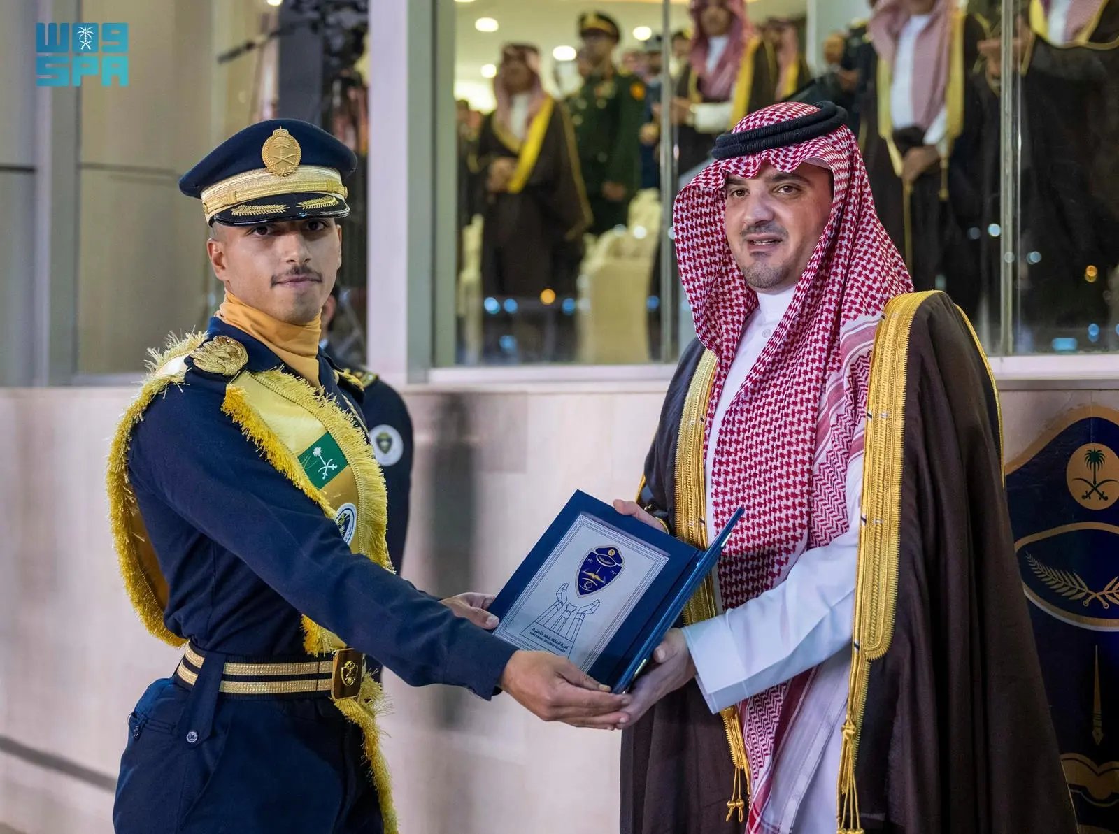 صورة من الألبوم