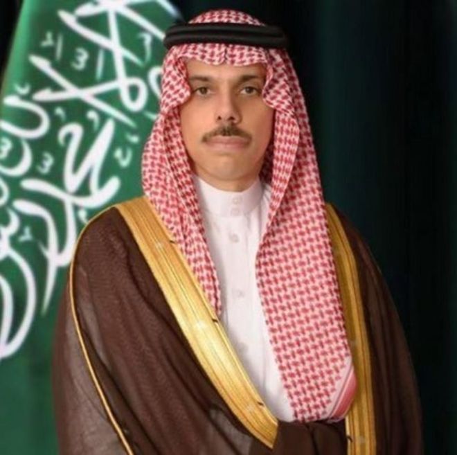 وزير الخارجية يبحث هاتفيًا مع