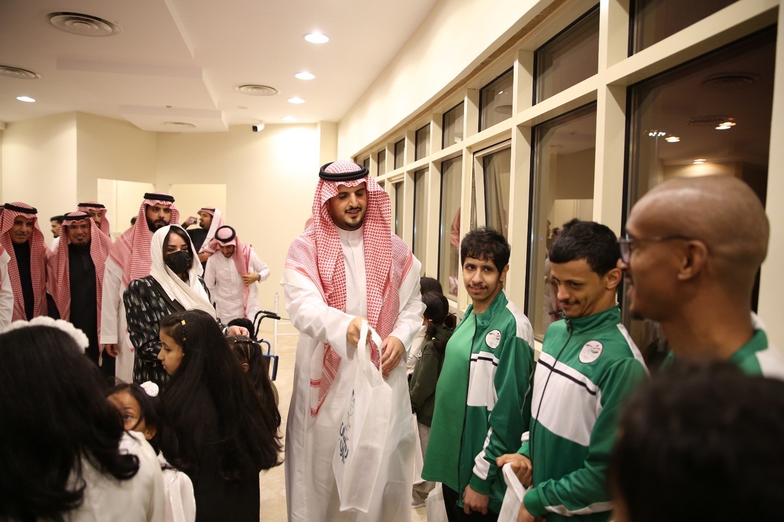 صورة من الألبوم