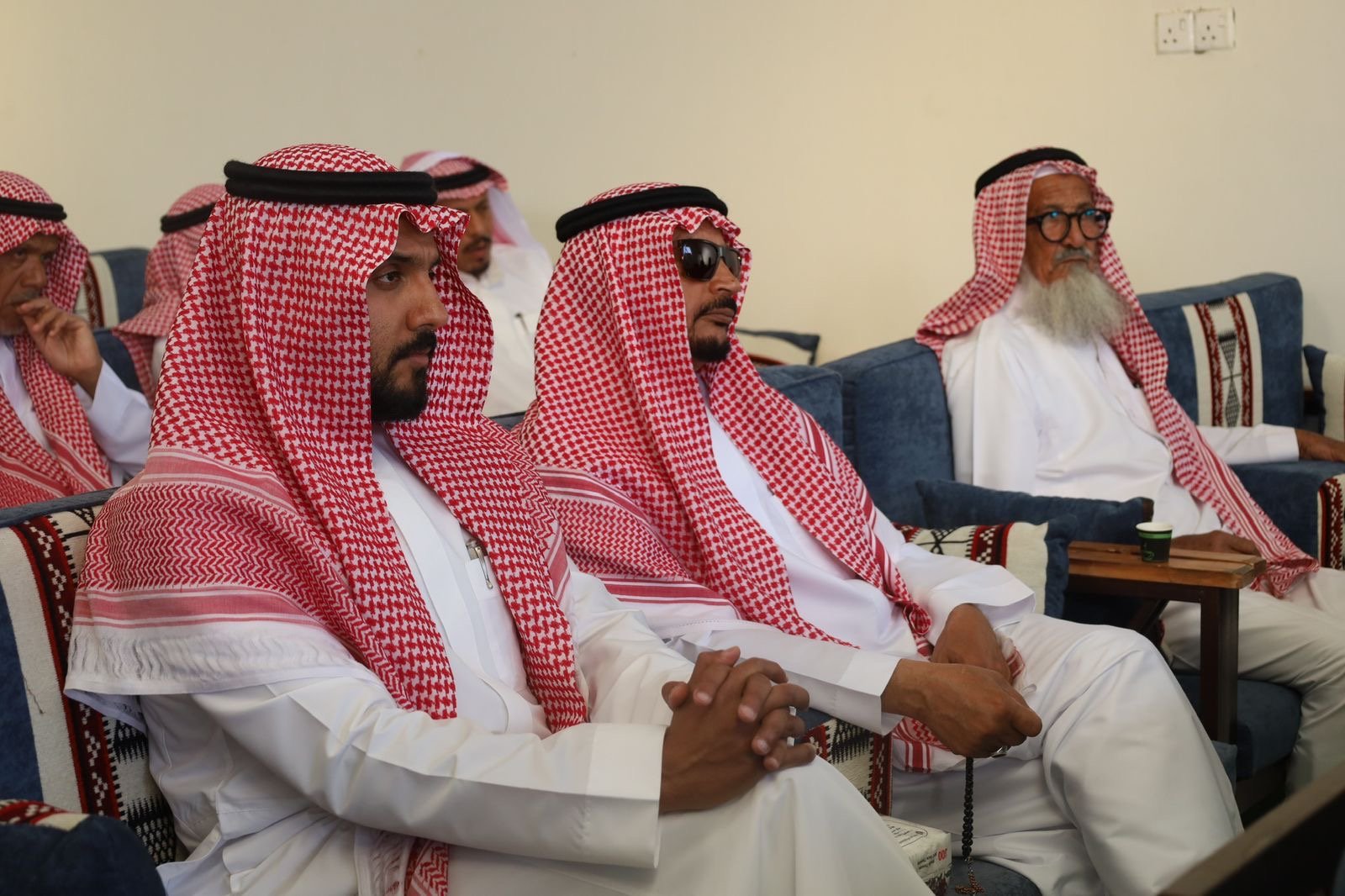 صورة من الألبوم