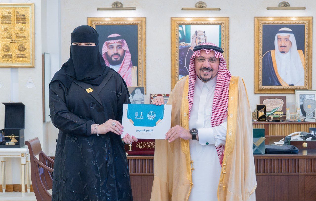 Qassim Governor Receives Civil Status Regional Director and Reviews Annual Report