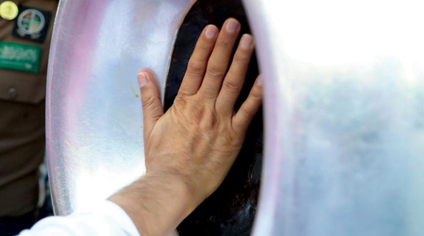 ?ئاسة الحرمين تطيّب الكعبة والمسجد
