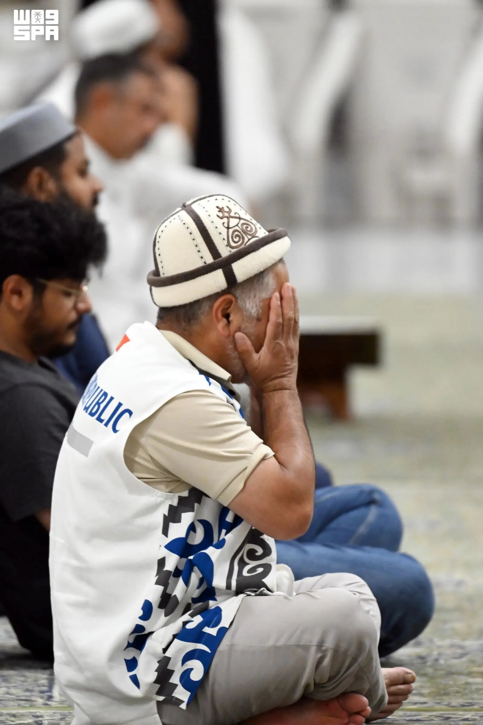 صورة من الألبوم