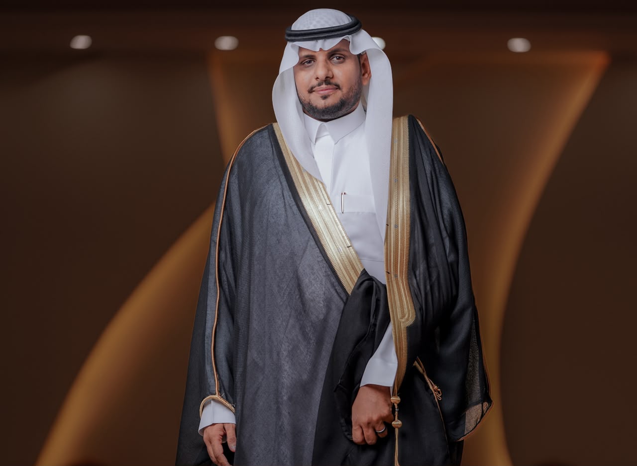 حسين بن علي عياشي يحتفل بزفافه في أبو عريش