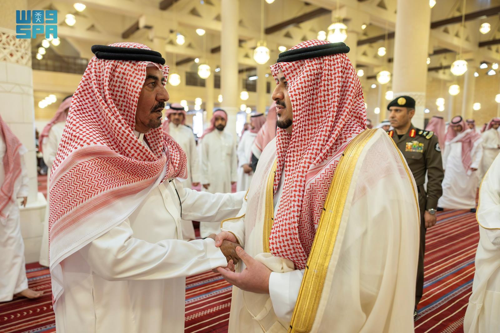 صورة من الألبوم